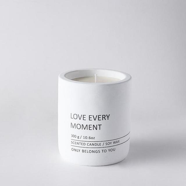Luxury Vanilla Scented Candle